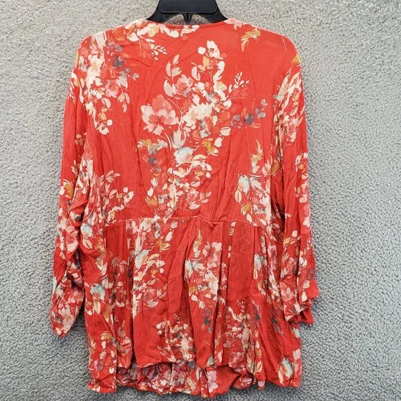 Torrid Babydoll Gauze Crochet Trim Lace-Up Top size 2 (2x) 18-20 - Picture 8 of 8